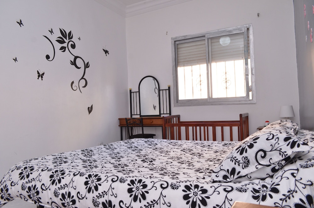 Bel appartement Akid Lotfi view 2