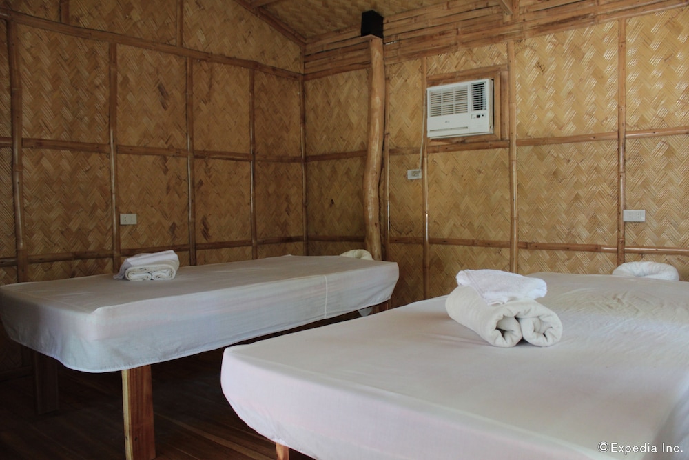 Cashew Grove Beach Resort