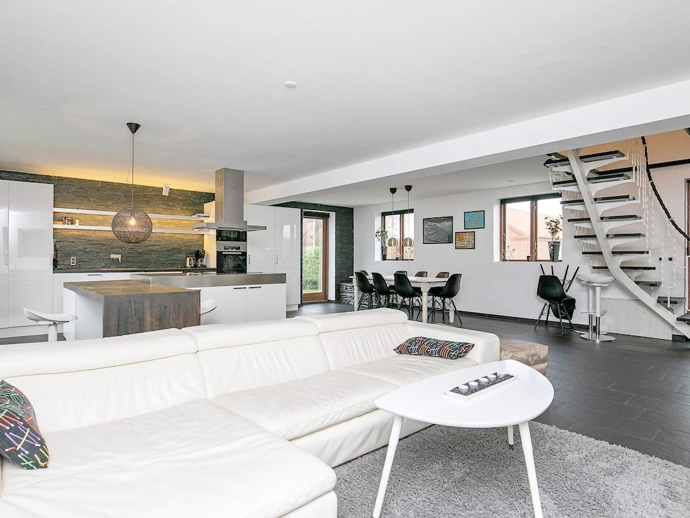 Enticing Holiday Home in Jutland near Beach view 5