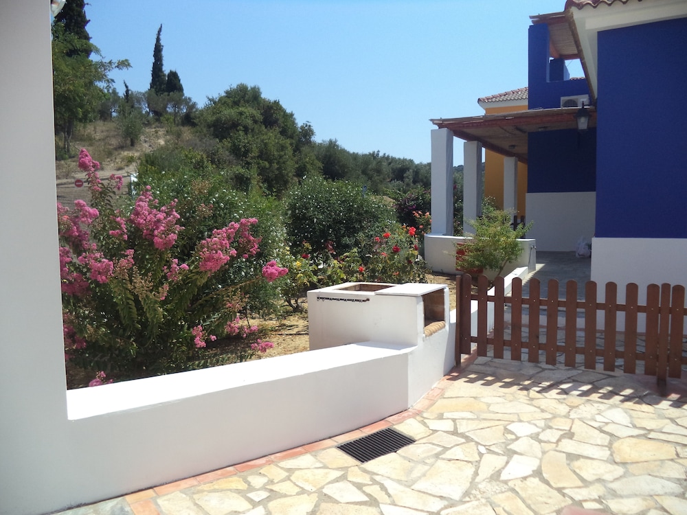 Ilis Villas