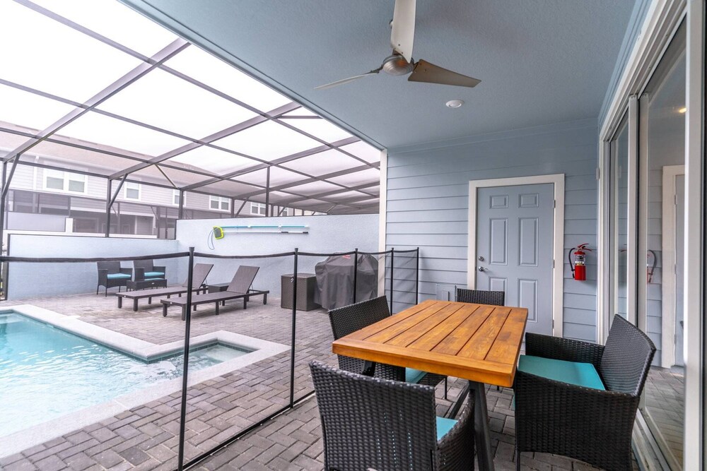 4014 Windsor Island