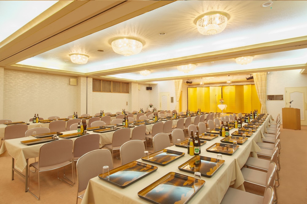 meeting & event spaces