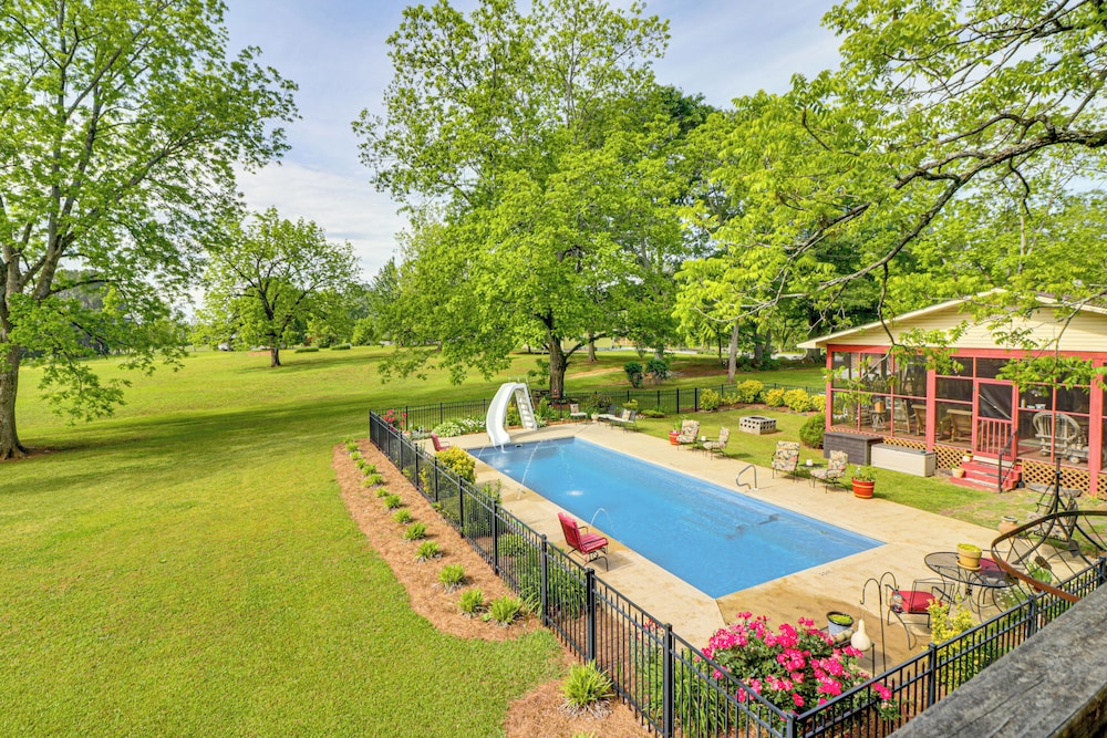 Scenic East Alabama Retreat on 2 Acres