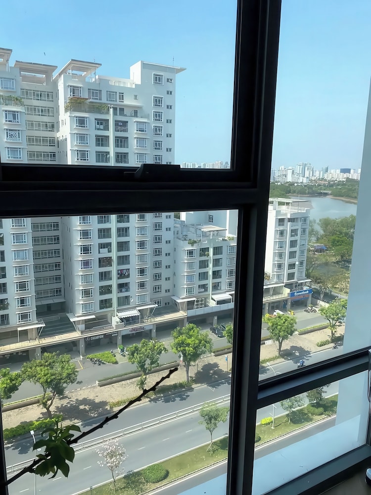 The Antonia Apartments - Korea Town D7