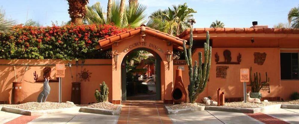 Palm Springs Vacations - Coyote Inn - Property Image 31