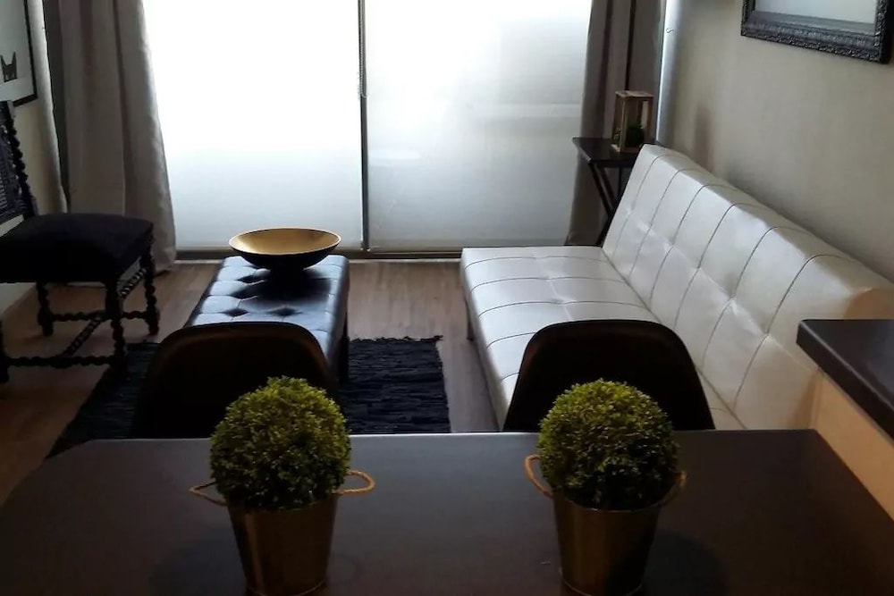 Altos Alameda apartments