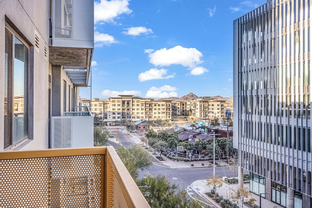 Phoenix Urban Luxury Escape