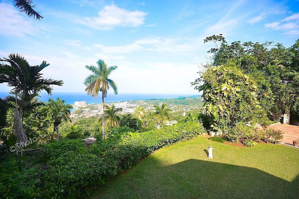 Villa Manana, Ocho Rios 5BR