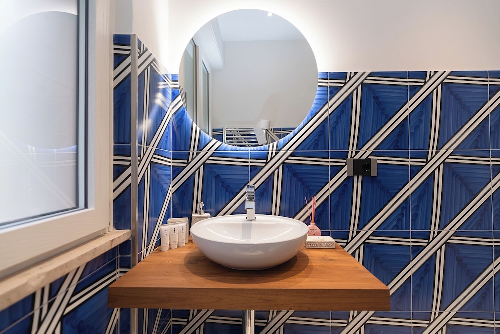 Maiori Suites