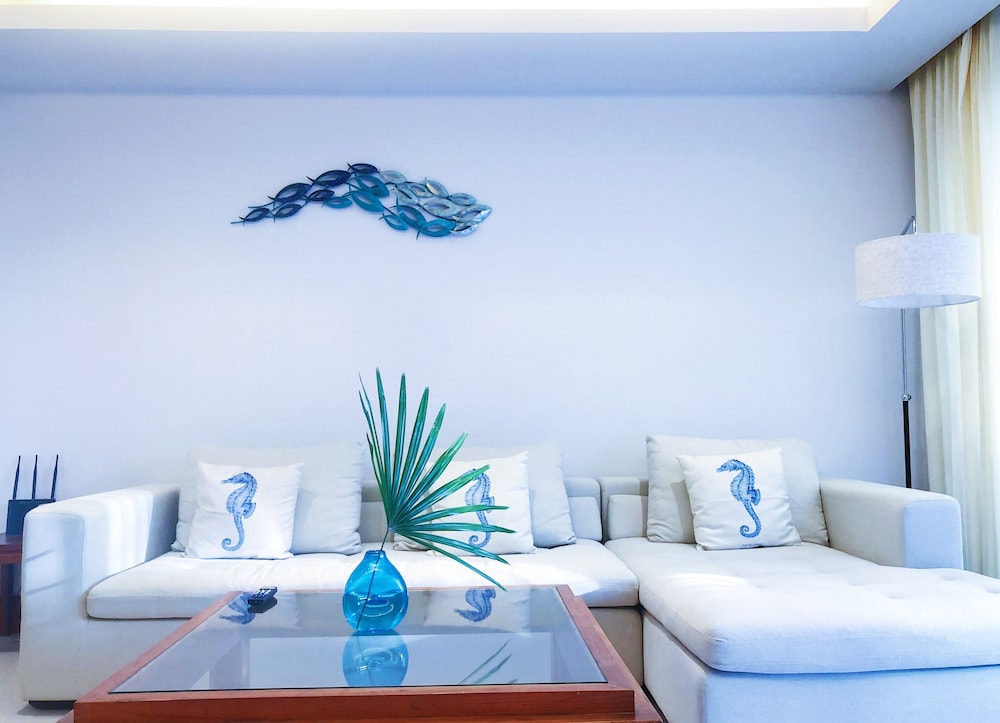 Beachfront 120sqm 2BR With Private Plunge Pool on Stunning Naithon Beach