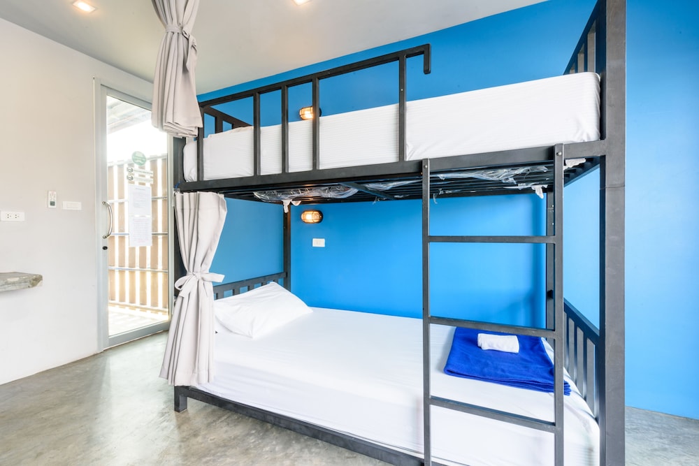 Hip Hostel