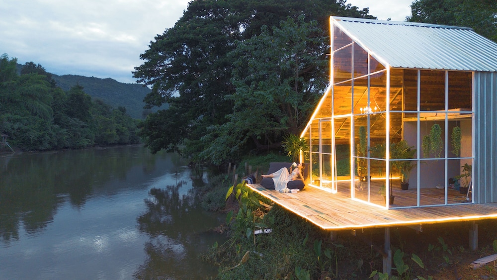 Purimantra River Kwai
