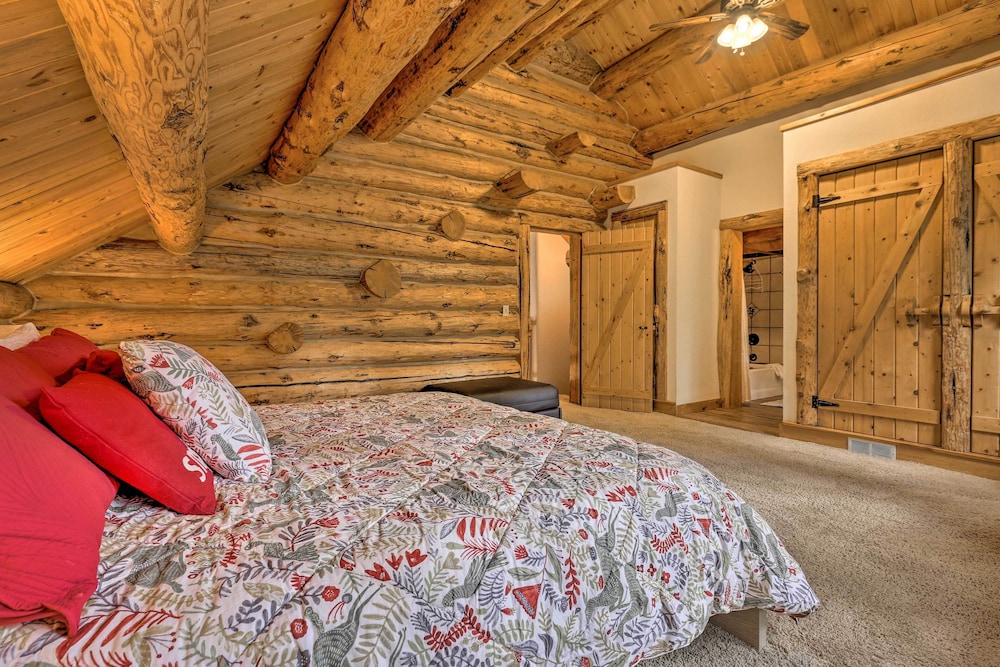 8 Mi to Gondola: Cozy Breckenridge Cabin w/ Deck! view 2