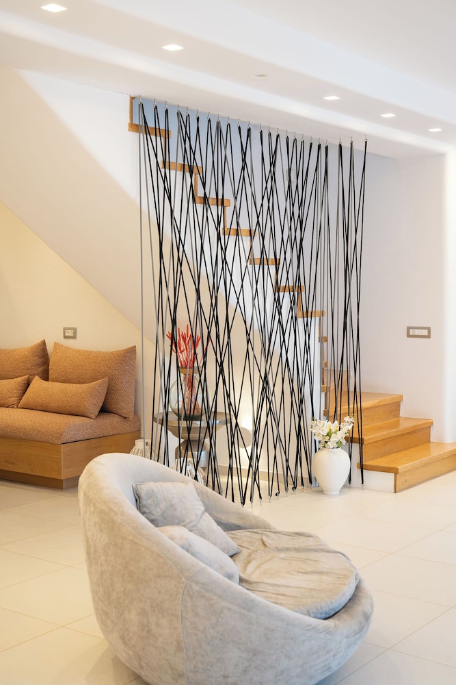 Amor Hideaway Villas