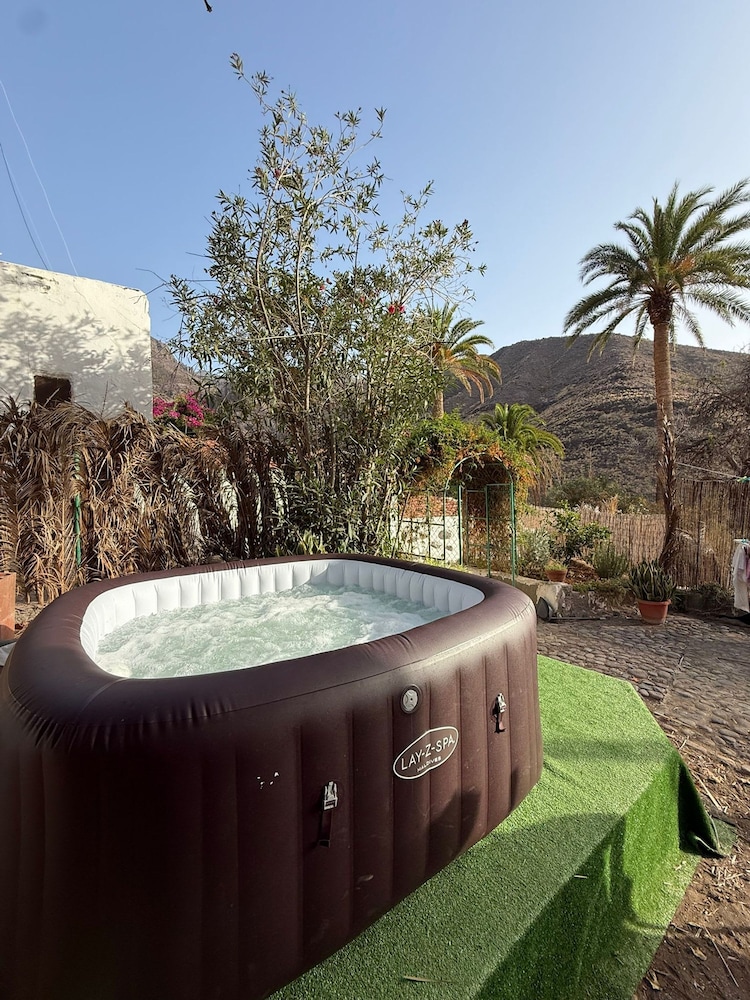 4BR Heaven Close to Nature and Ocean in Quiet Setting