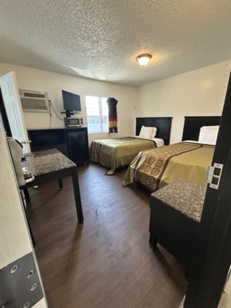 Encore Inn Inglewood