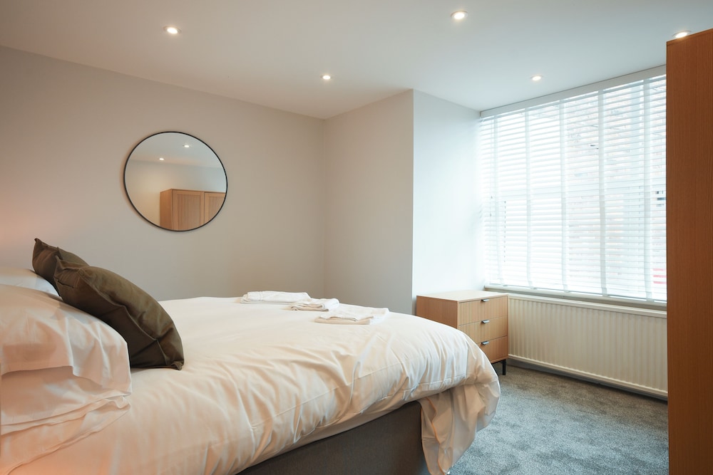 Boughton House Apartments by Guestz
