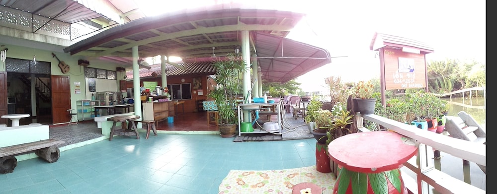 NR Homestay