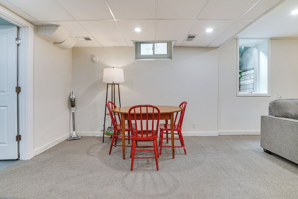 Minneapolis Vacation Rental ~ 5 Mi to Downtown!