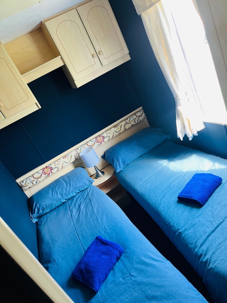 Cozy Caravan in Skegness for 8