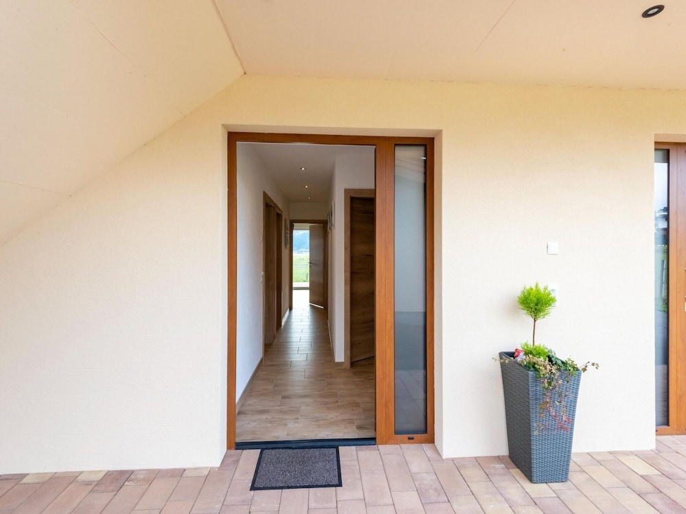 Apartment in Piesendorf Near Ski Slopes