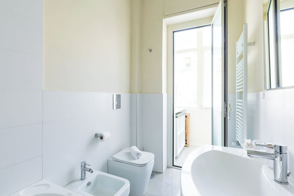 Chiaia Mon Amour Elegant Flat by Napoliapartments
