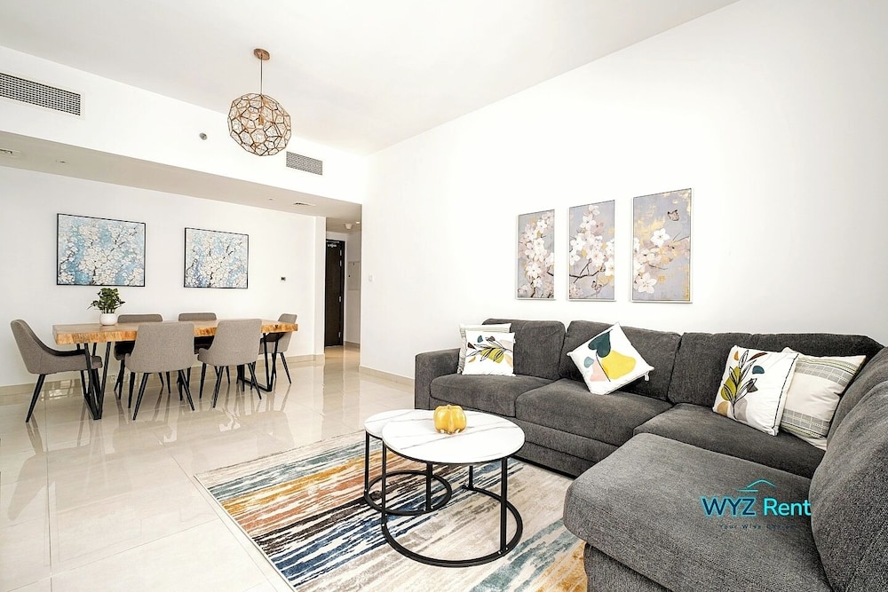 Charming 1 BR in AG Tower - Canal Views