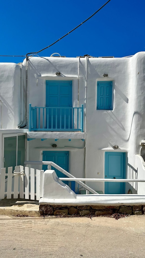 Fayrouz Psarrou Beach Mykonos view 4