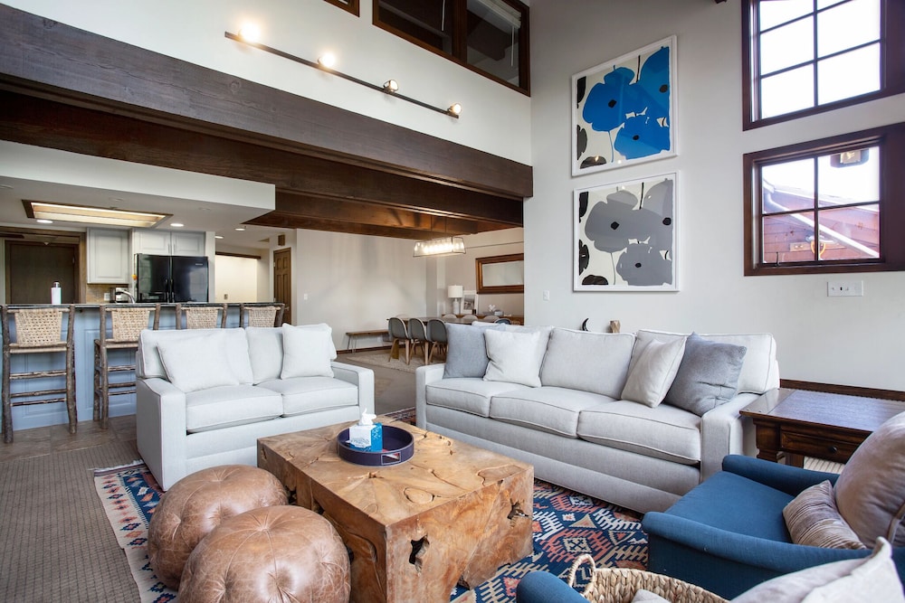 Stag Lodge at Deer Valley Resort - Three Bedroom Residence with Spa #9 3 Condo