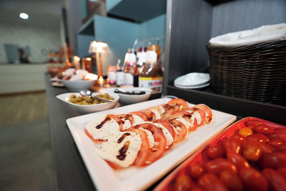Frankfurt Vacations - Hotel Attache - Property Image 79