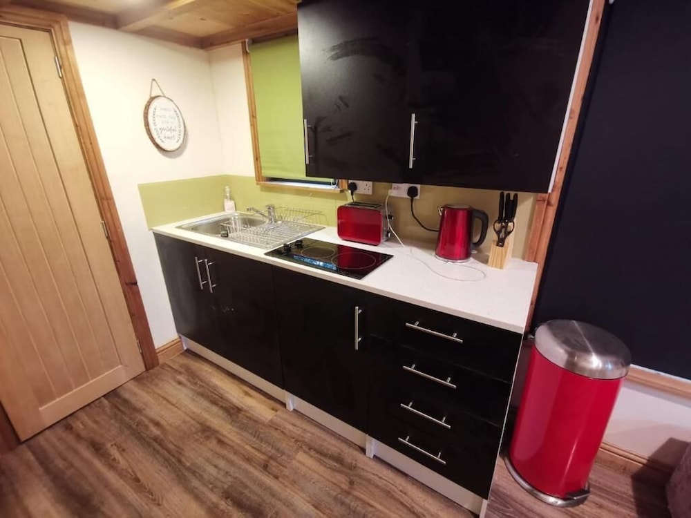 Tiny House Hot Tub view 3