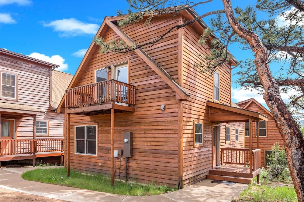 Solitude Condos - Estes Park CO