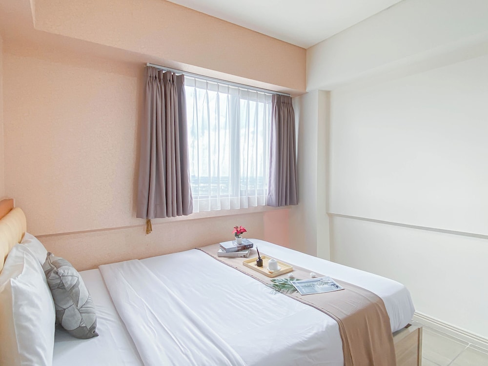 Comfort And Tidy 2Br With Extra Room Apartment Meikarta