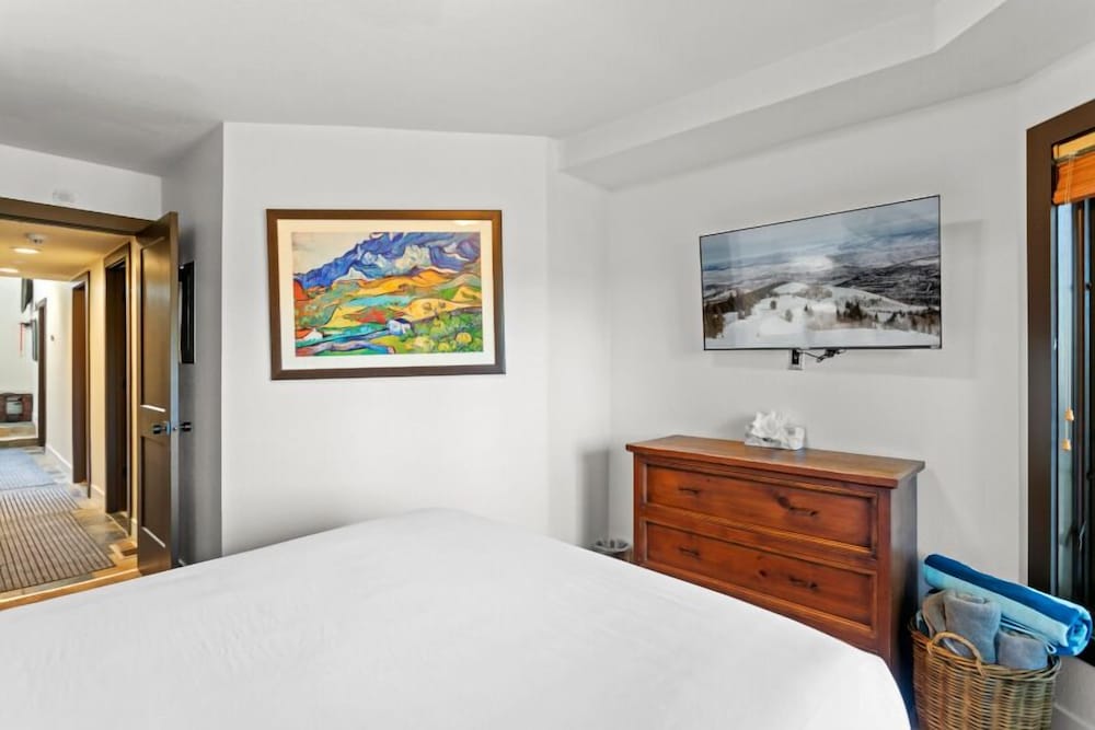 107 - Three Bedroom with Spa Ridgepoint 3 Condo
