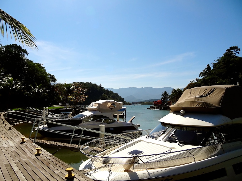 Casa Verde e Mar