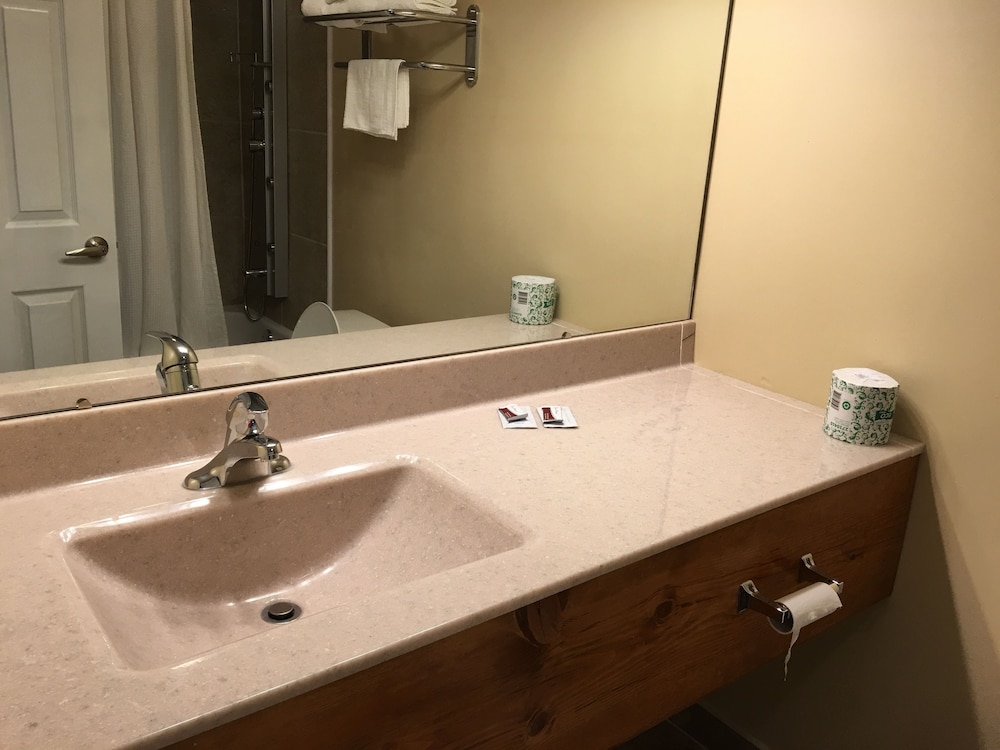 Jefferson City Vacations - Budget Inn - Property Image 12