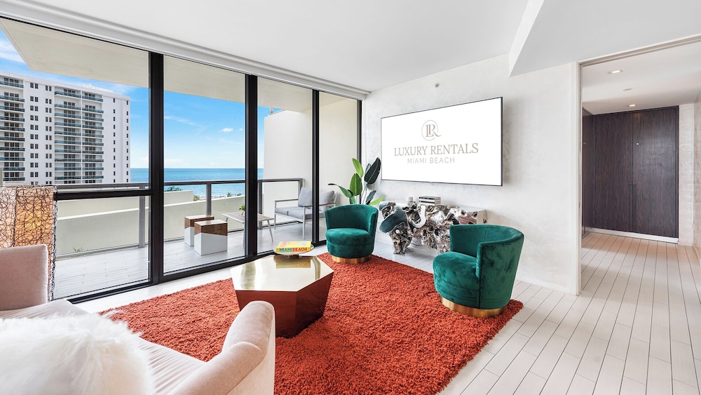Luxury Vacation Rentals in South Beach by LRMB