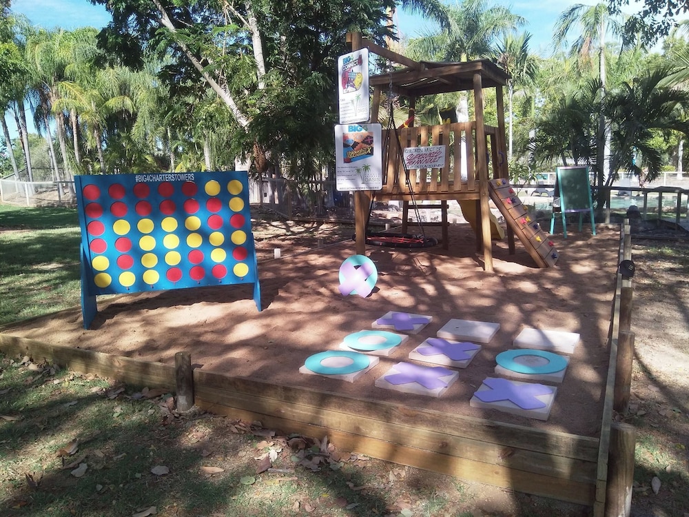 Aussie Outback Oasis