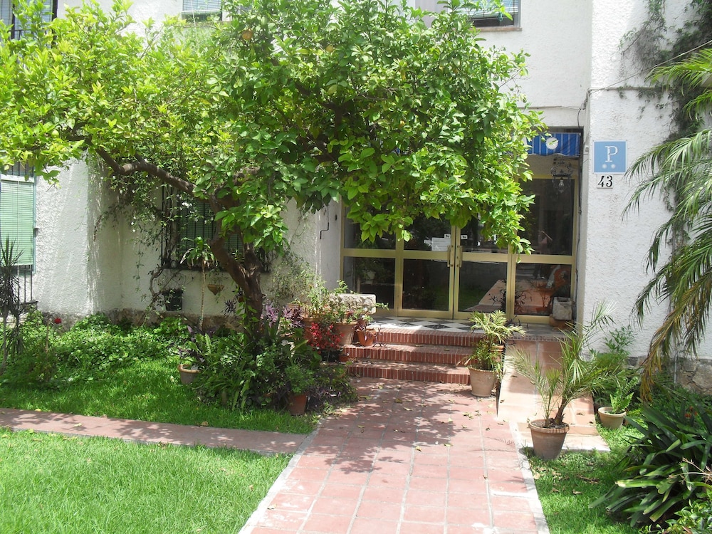 Hostal Escandinavia