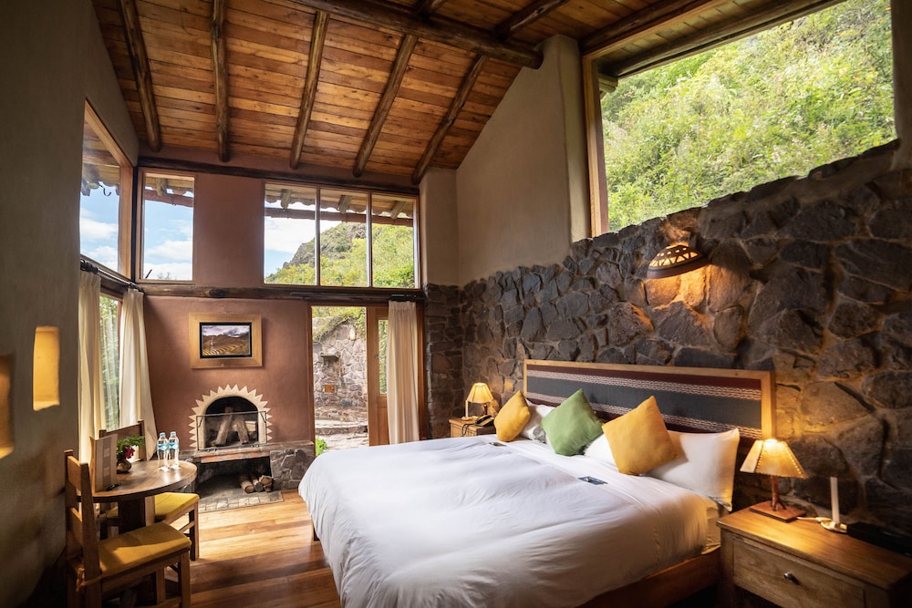 Sacred Dreams Lodge