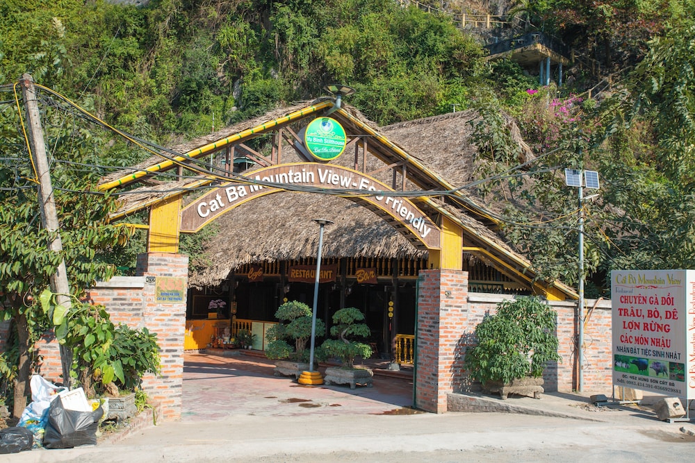 Cat Ba Mountain View