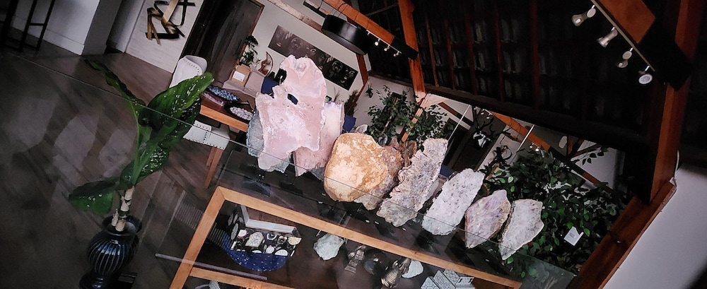Chalé Ateliê Poder das Pedras