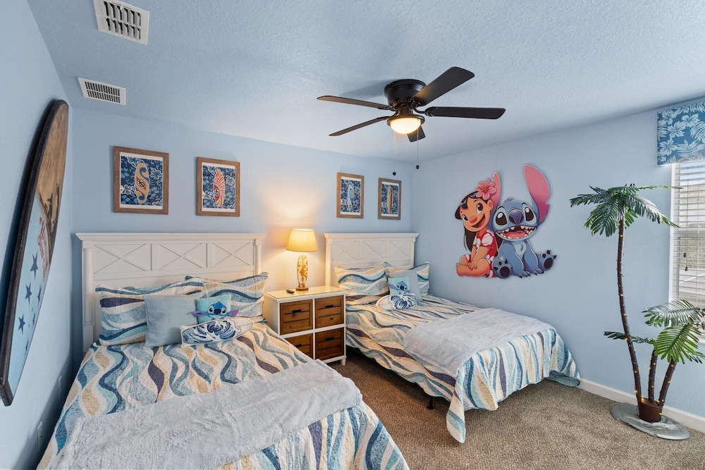 Championsgate Resort Vacation Pool & Spa Home With Resort Clubhouse Amenity Access 8 Bedroom Home