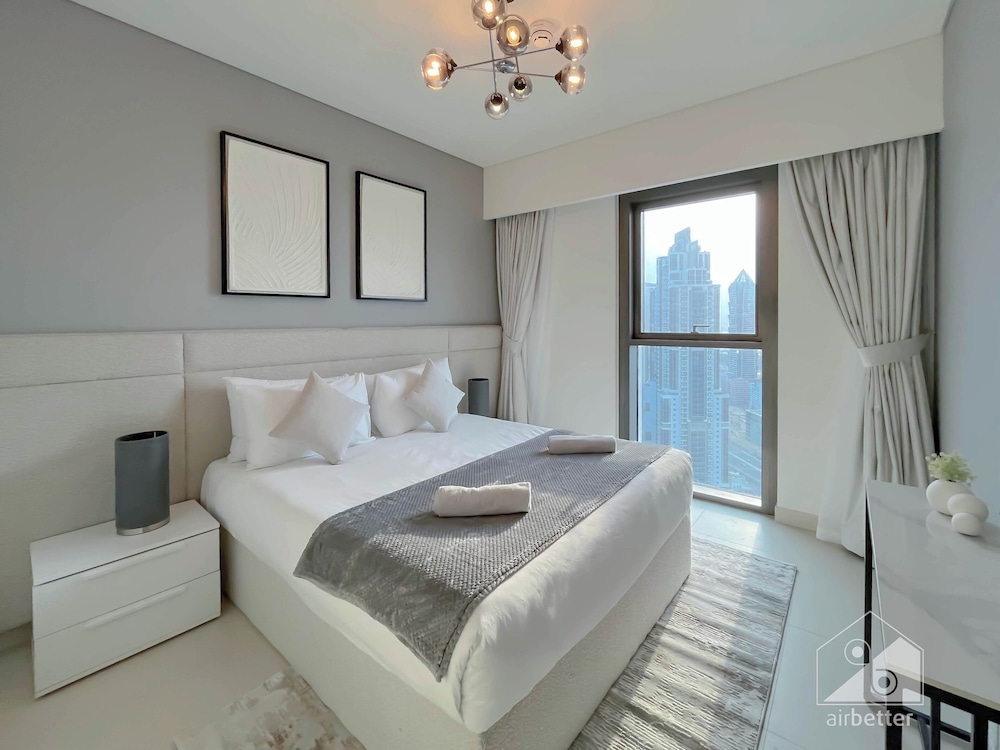Burj Crown Luxury 2bedroom Balcony & View