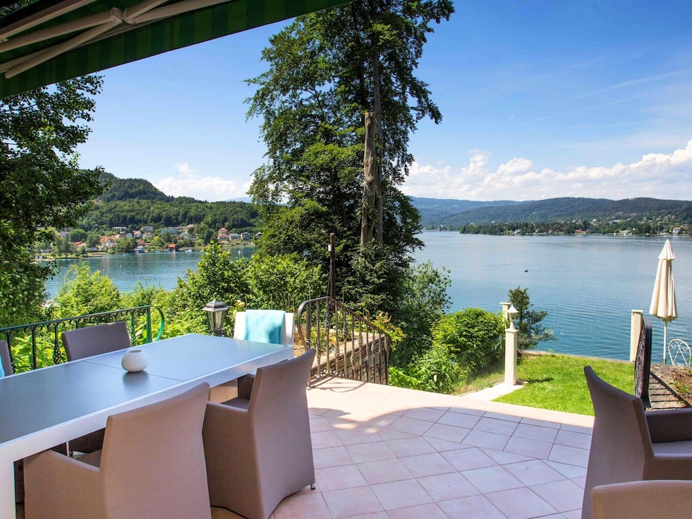 Worth Apartment in Maria in the Garden