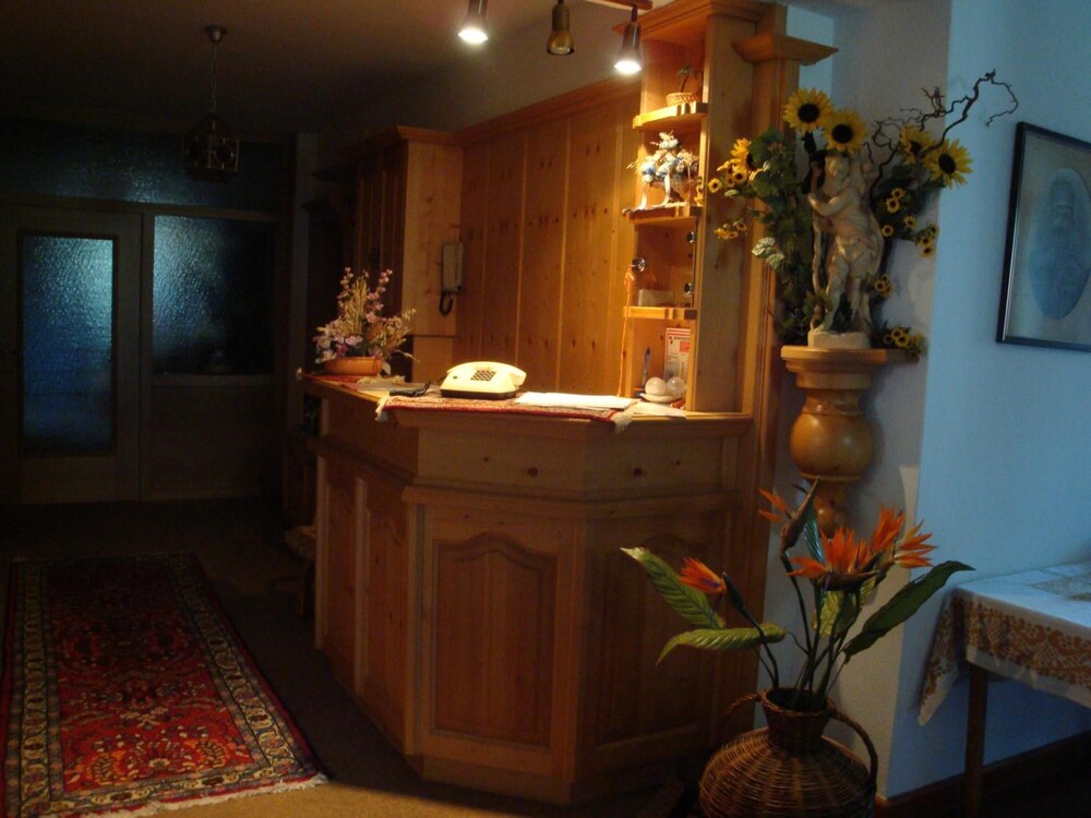 Photo 38