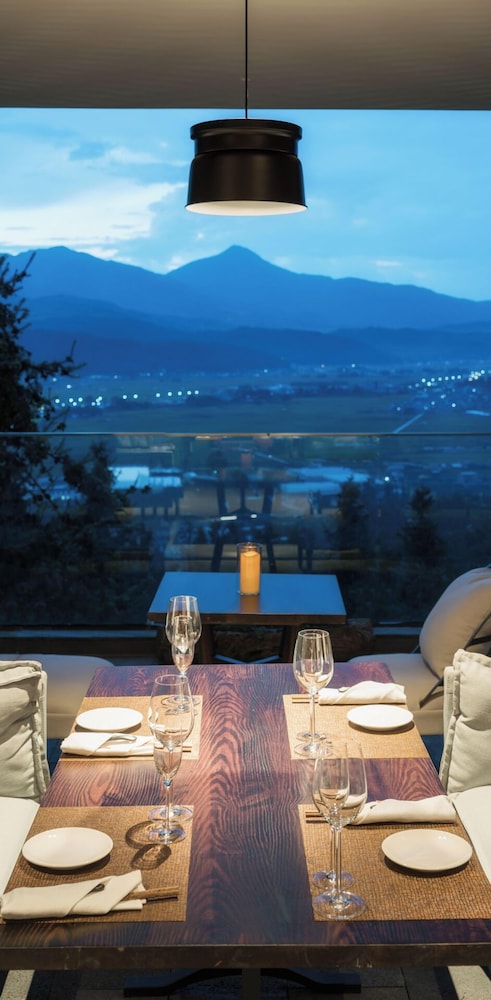 Tengchong Budu Hot Spring Resort Hotel