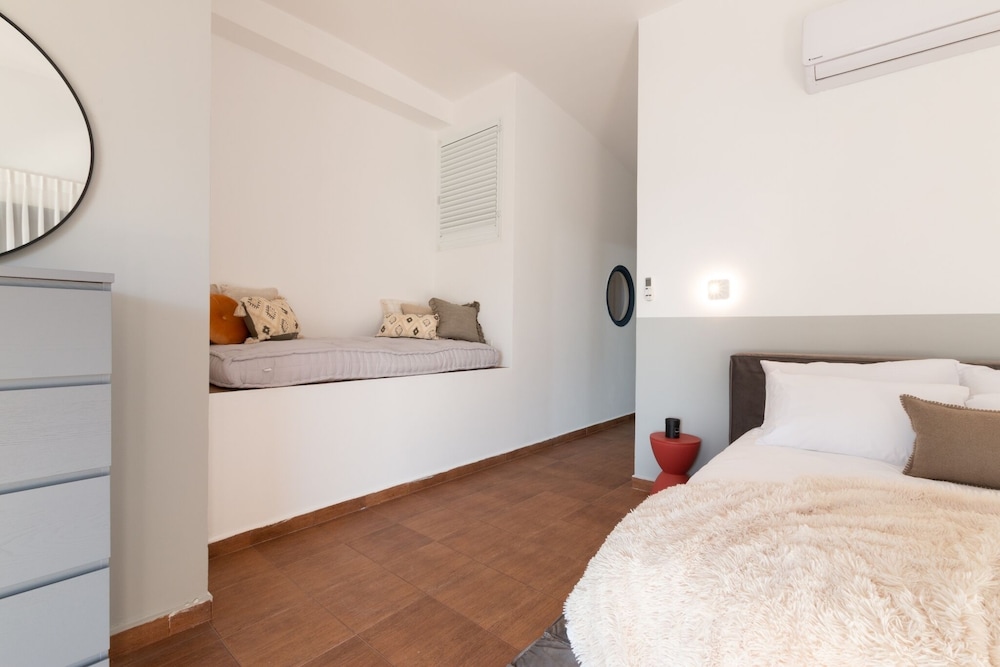 Huge Pampering Villa 5 BR with Jacuzzi view 5