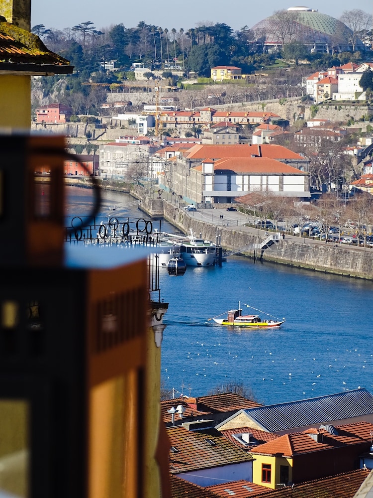 Meet in Porto view 3