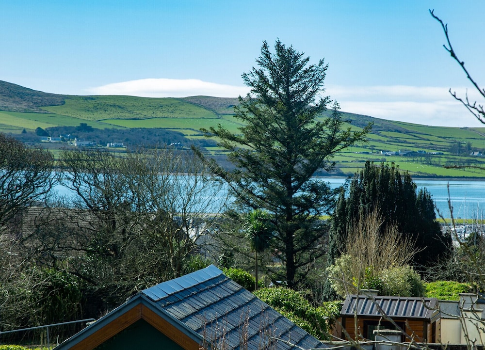 Dingle Town Holiday Home